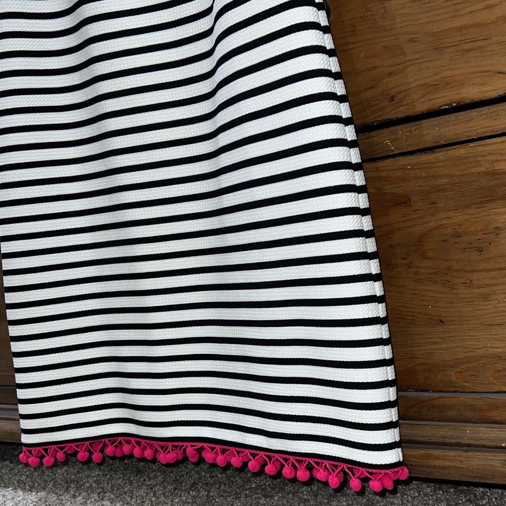 HeYTON Black & White Striped Sleeveless Dress with Pink Pom Pom Trim! SIZE 4 - Picture 3 of 9